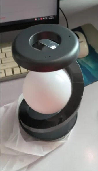 Rotating Moon Desk Lamp – Wireless Charging Pad with Ambient Night Light